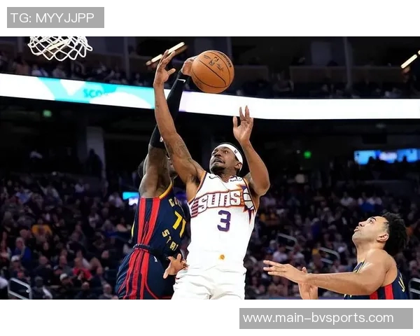 比尔首场比赛表现出色9投6中贡献12分2篮板1抢断1盖帽正负值5展现实力